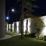 Hotel apartamentowy Deep Sea
