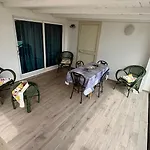Hotel apartamentowy Deep Sea