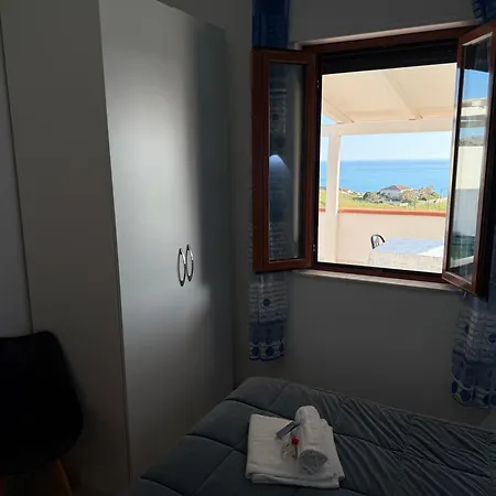 Hotel apartamentowy Deep Sea