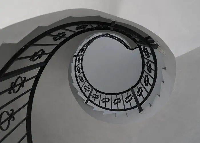 Deep Sea Aparthotel 4*